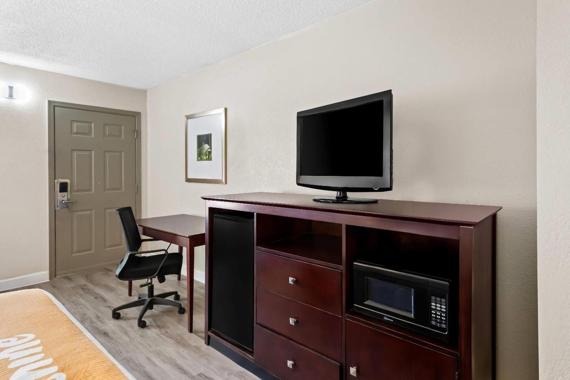 Days Inn By Wyndham Petersburg/South Fort Lee Luaran gambar