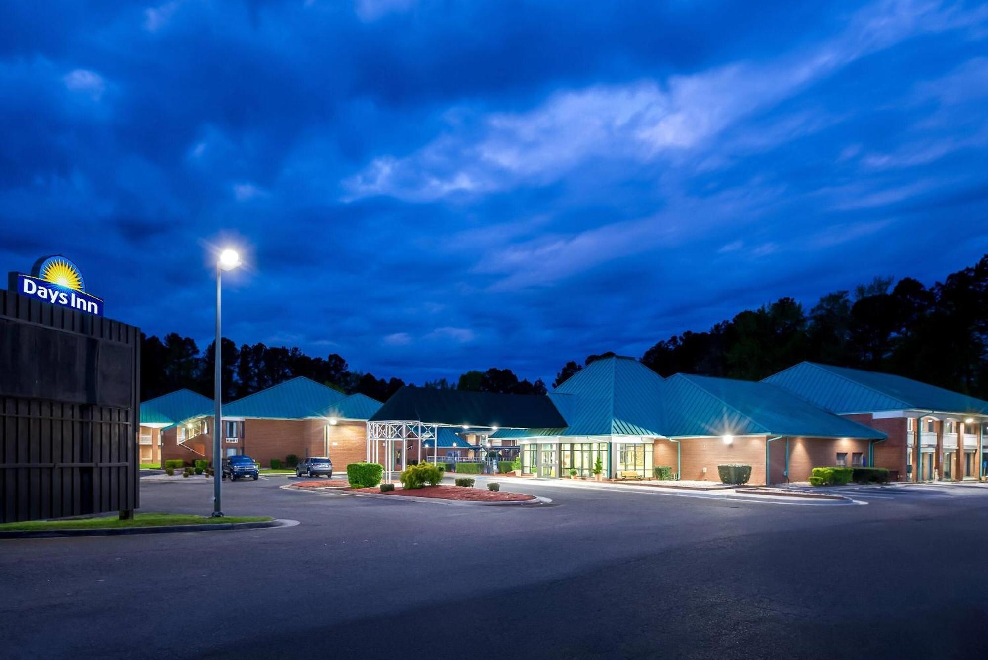 Days Inn By Wyndham Petersburg/South Fort Lee Luaran gambar