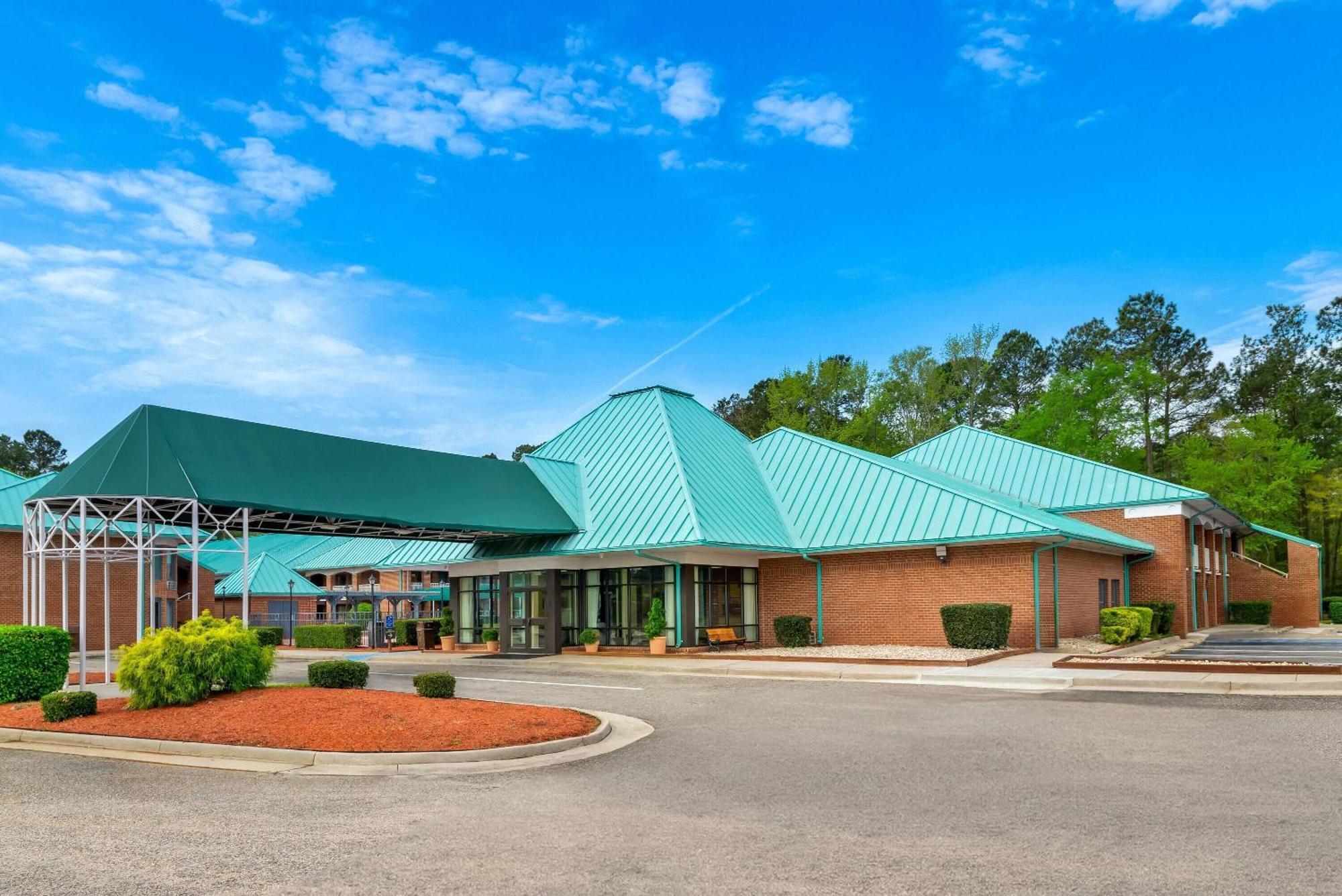 Days Inn By Wyndham Petersburg/South Fort Lee Luaran gambar