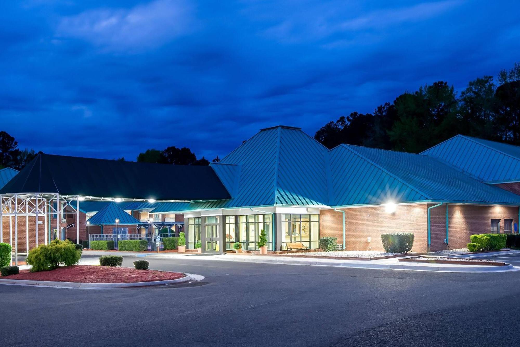 Days Inn By Wyndham Petersburg/South Fort Lee Luaran gambar